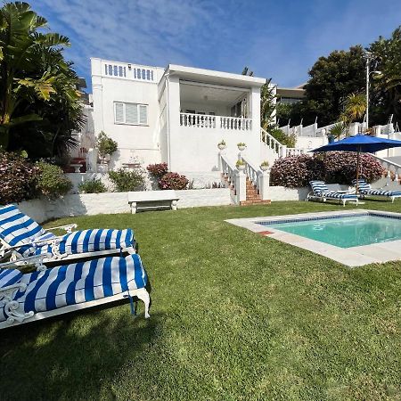 Villa On Camps Bay Drive Cape Town Exterior foto